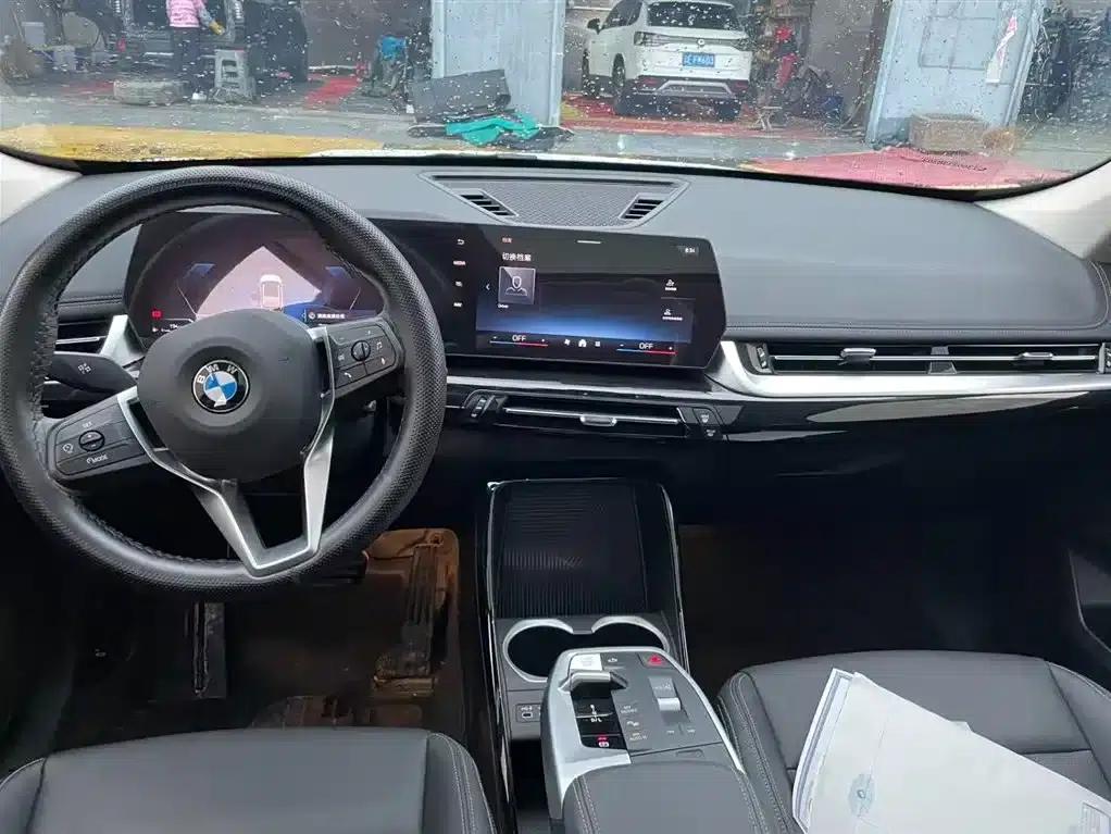 2023 BMW X1 sDrive20Li X Design Package — миниатюра 8