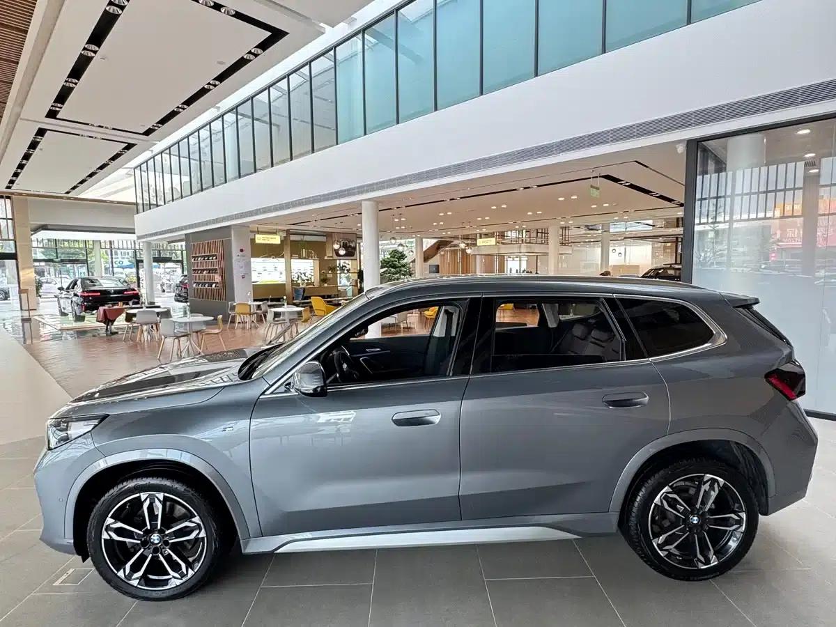 2024 BMW X1 sDrive25Li M Sport Package — миниатюра 3