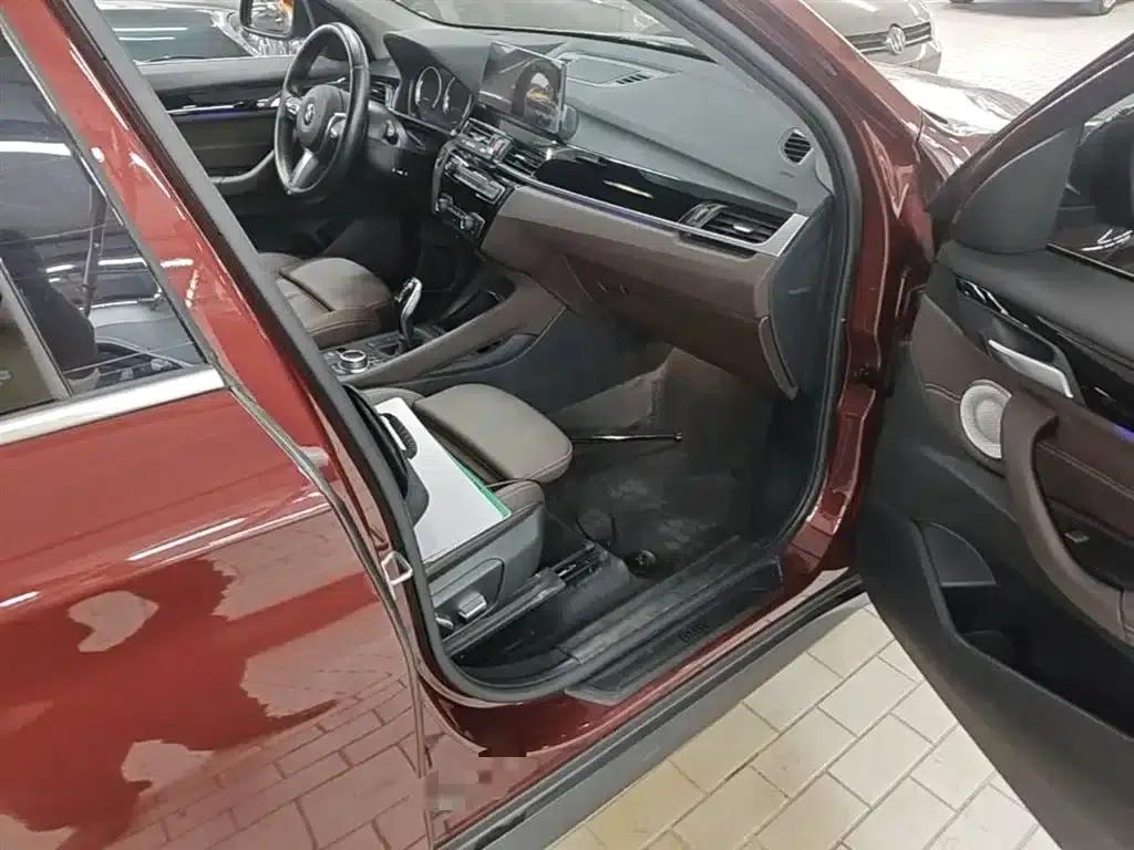 BMW X1 2020 sDrive25Li Leading Edition — миниатюра 11