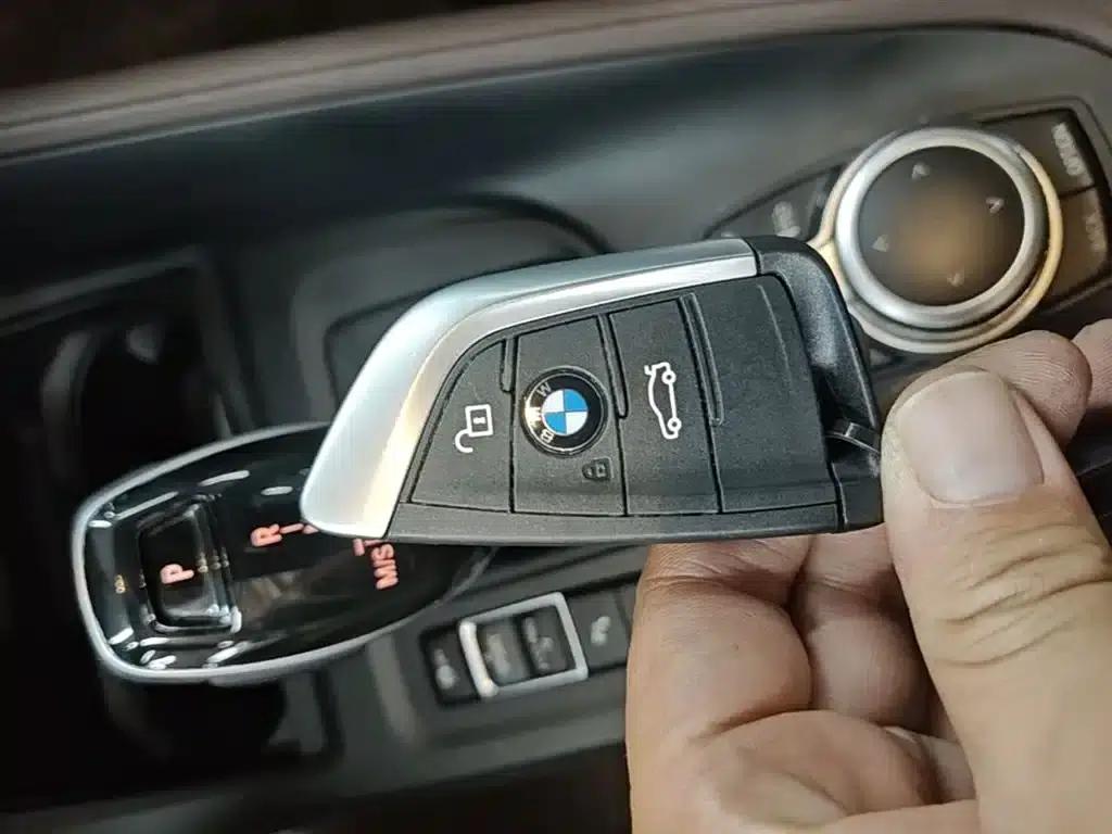 BMW X1 2020 sDrive25Li Leading Edition — миниатюра 15