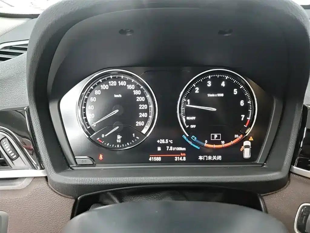 BMW X1 2020 sDrive25Li Leading Edition — миниатюра 18
