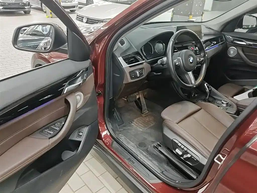BMW X1 2020 sDrive25Li Leading Edition — миниатюра 23