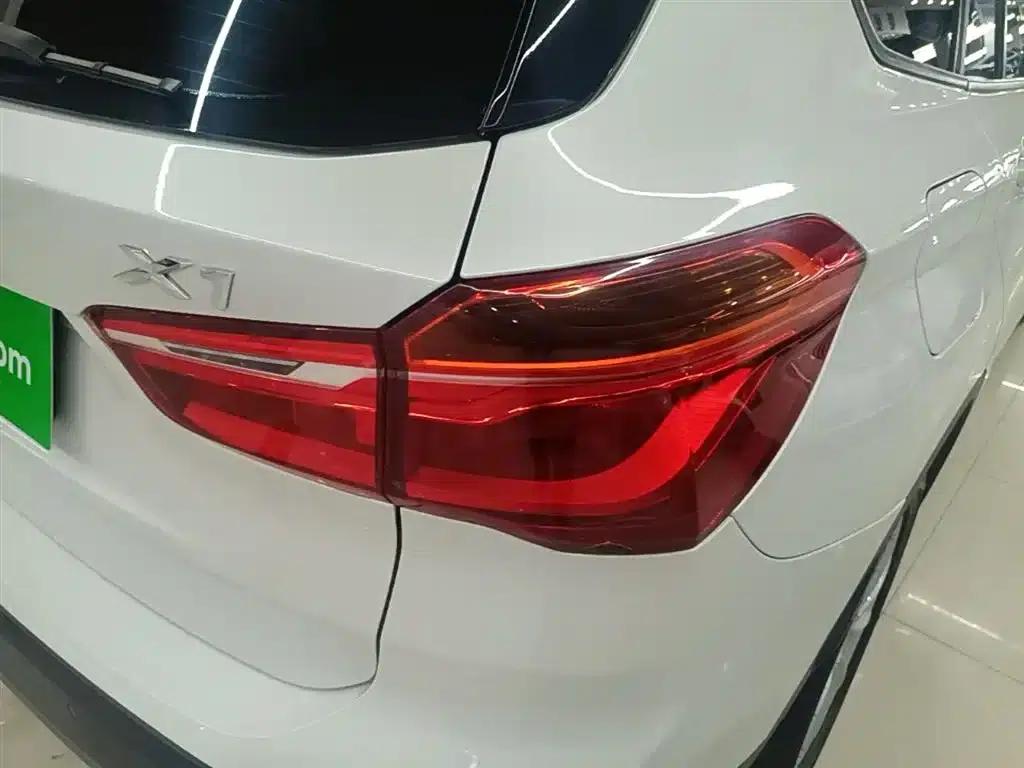 BMW X1 2016 sDrive18Li Fashion Edition — миниатюра 8