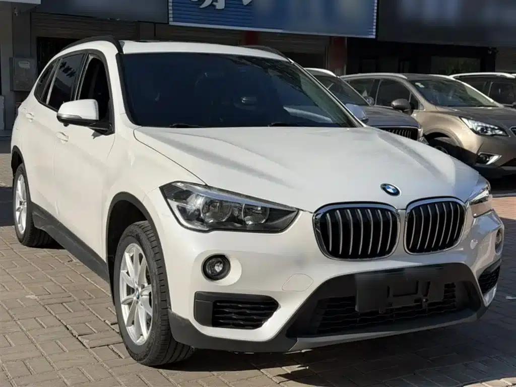 BMW X1 2019 sDrive18Li Fashion Edition — миниатюра 4