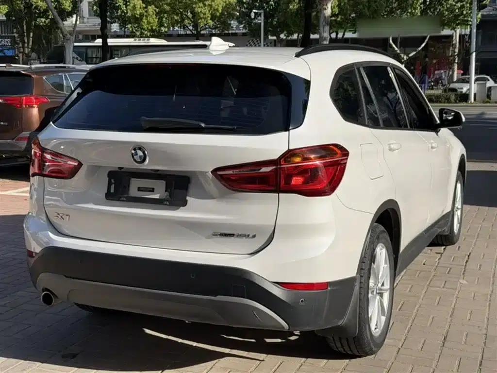 BMW X1 2019 sDrive18Li Fashion Edition — миниатюра 7