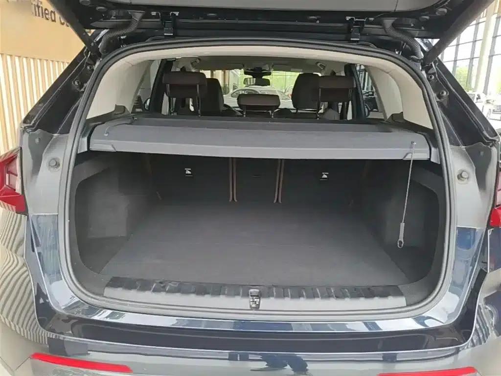 2023 BMW X1 xDrive25Li X Design Package — миниатюра 19