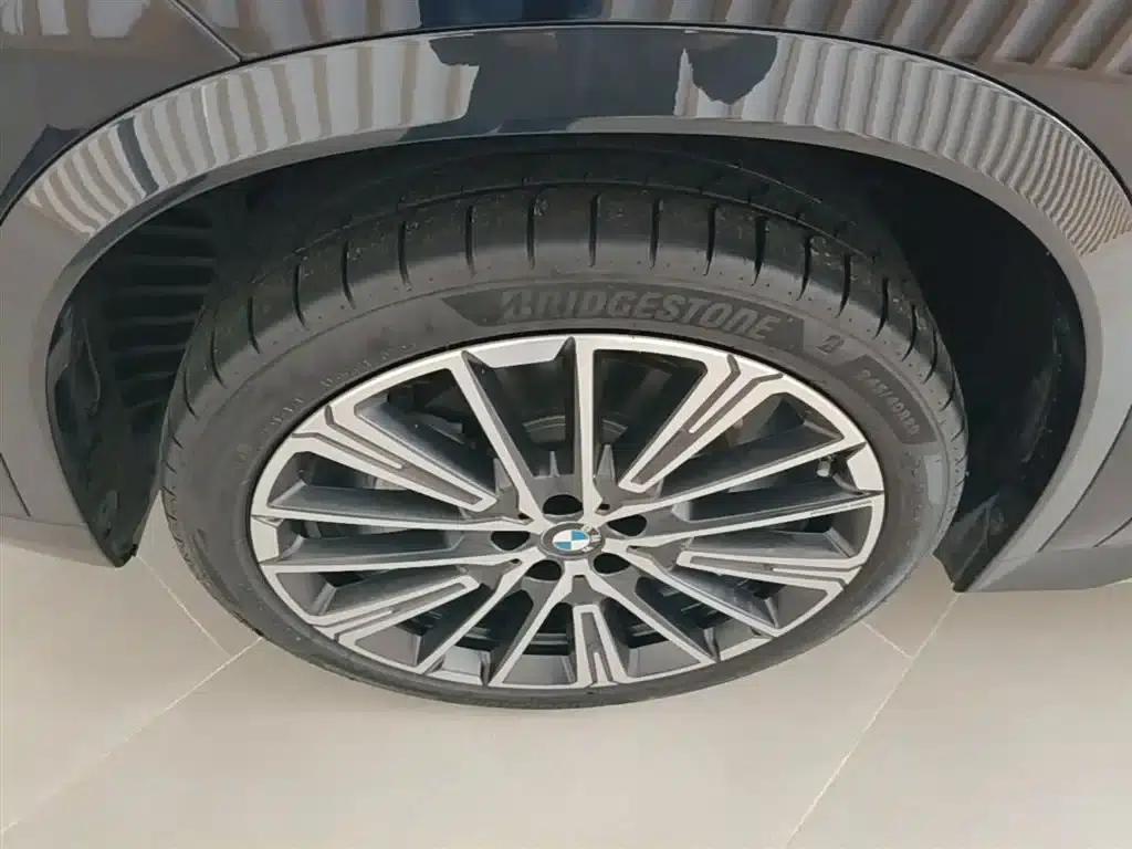 2023 BMW X1 xDrive25Li X Design Package — миниатюра 23