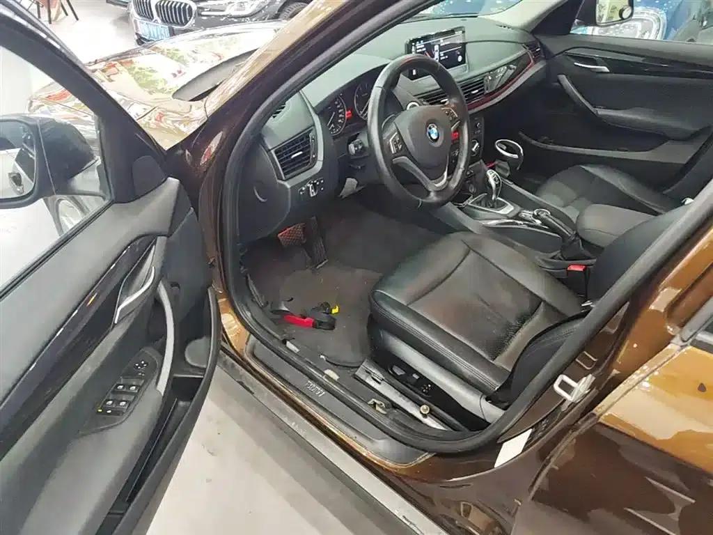 BMW X1 2015 sDrive18i Fashion Upgrade Edition — миниатюра 16