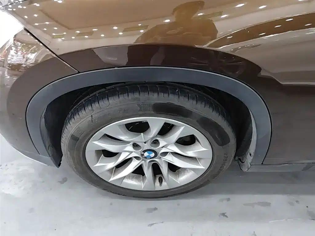 BMW X1 2015 sDrive18i Fashion Upgrade Edition — миниатюра 23