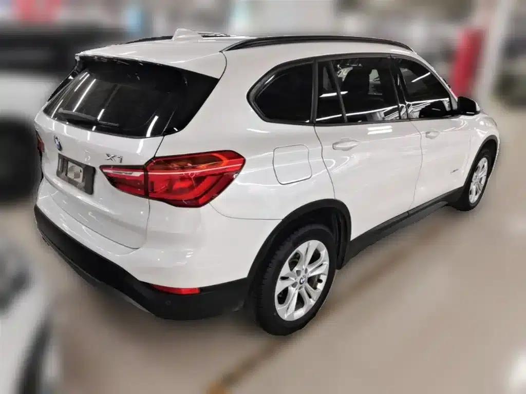 BMW X1 2016 sDrive18Li Premium — миниатюра 12