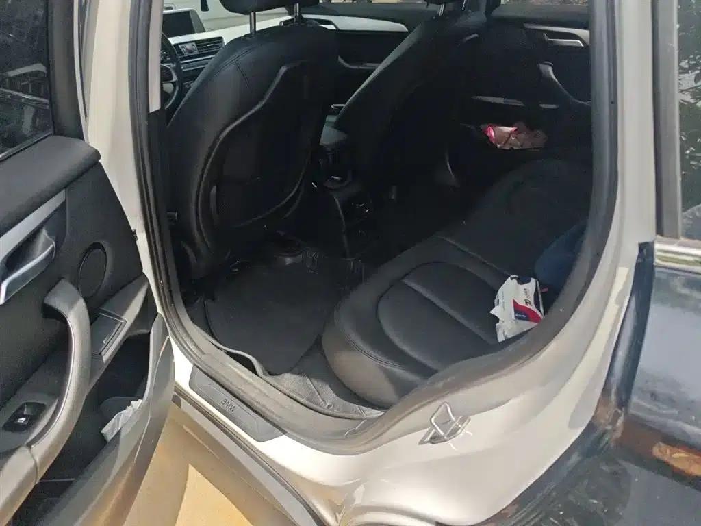 BMW X1 2016 sDrive18Li Fashion Edition — миниатюра 15