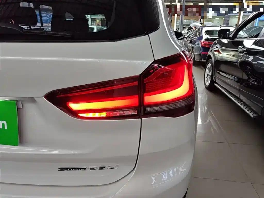 BMW X1 2022 sDrive25Li Leading Edition — миниатюра 8