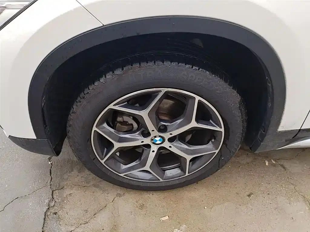 BMW X1 2019 sDrive18Li Premium — миниатюра 23