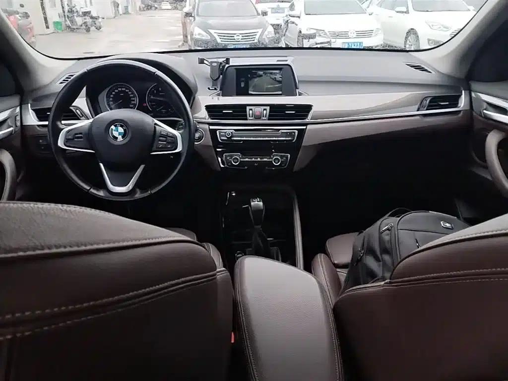 BMW X1 2019 sDrive18Li Premium — миниатюра 10