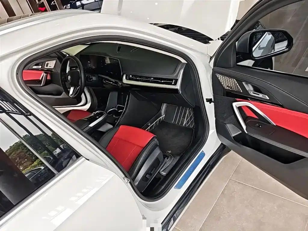 2023 BMW X1 sDrive25Li X Design Package — миниатюра 11