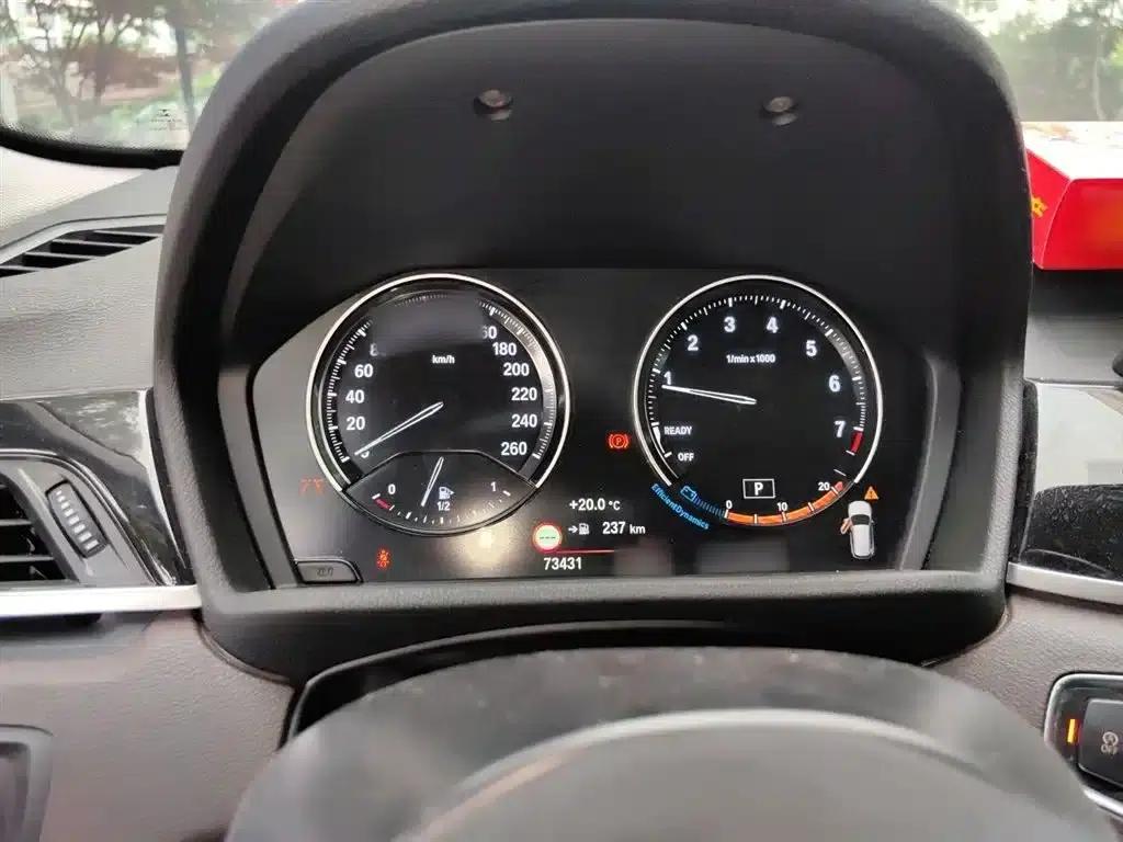 BMW X1 2021 sDrive25Li Leading Edition — миниатюра 4
