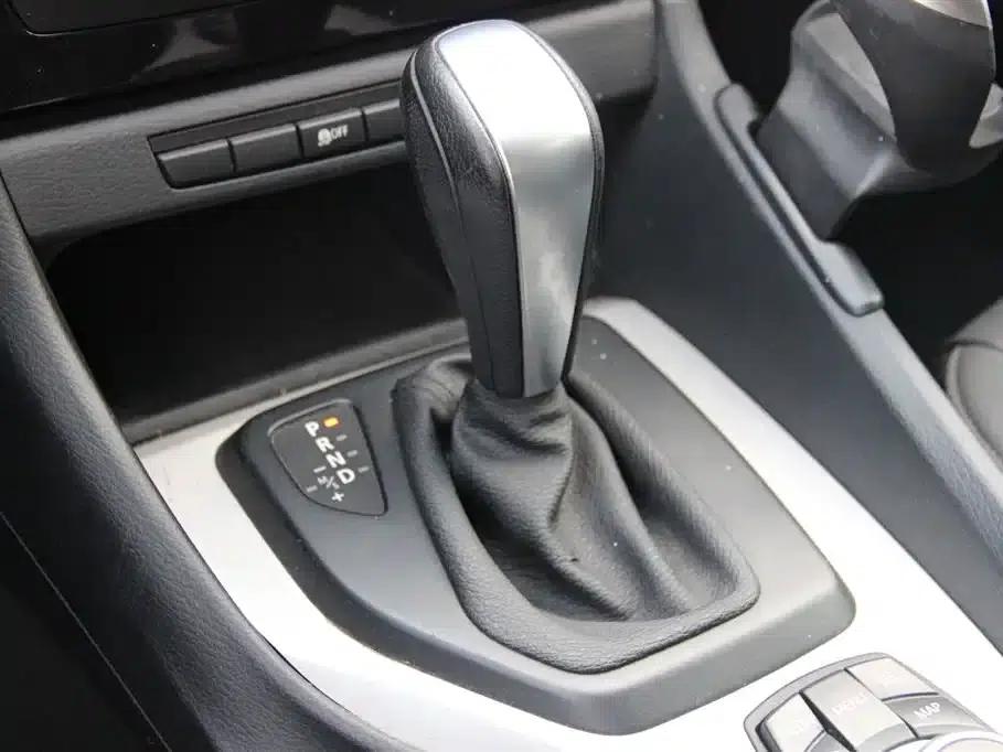 BMW X1 (Imported) 2012 sDrive18i Luxury — миниатюра 16