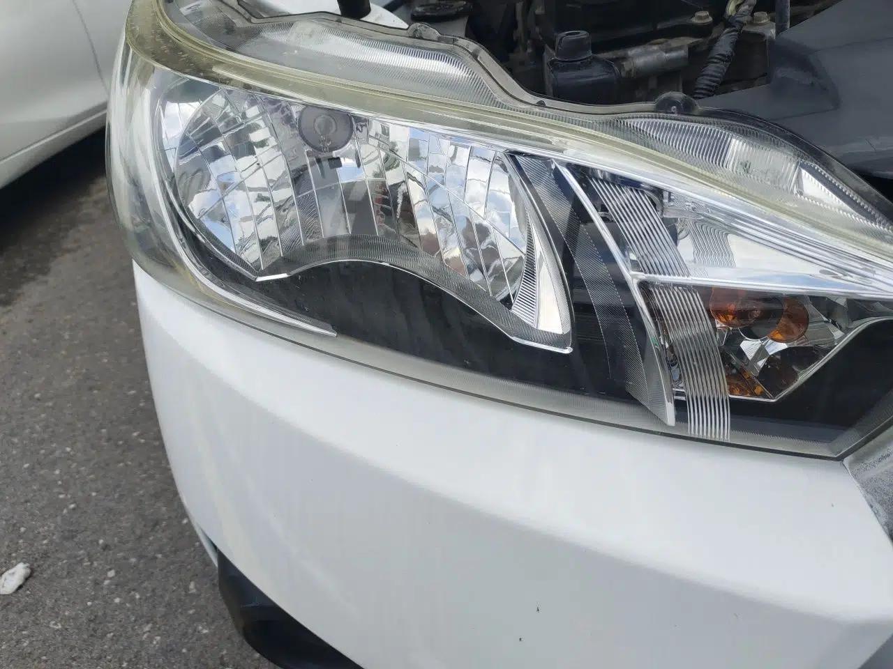 Toyota YARiS L Zhi Xuan 2015 1.5E Automatic Charm Edition — миниатюра 7