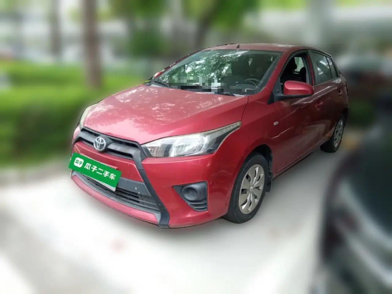 Toyota YARiS L Zhi Xuan 2014 1.3E Automatic Charm Edition — миниатюра 1