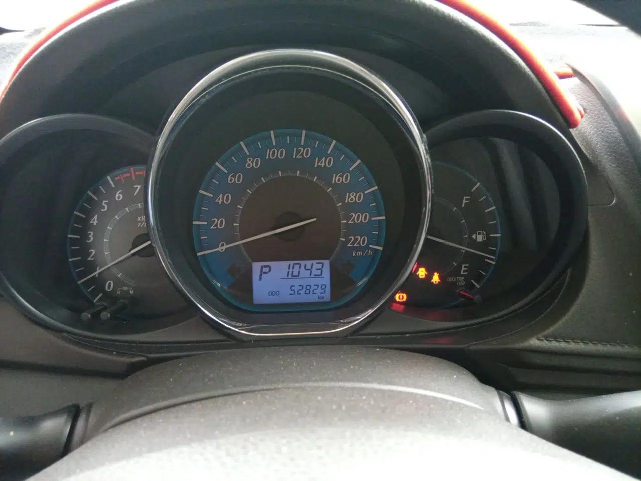 Toyota YARiS L Zhi Xuan 2014 1.3E Automatic Charm Edition — миниатюра 12