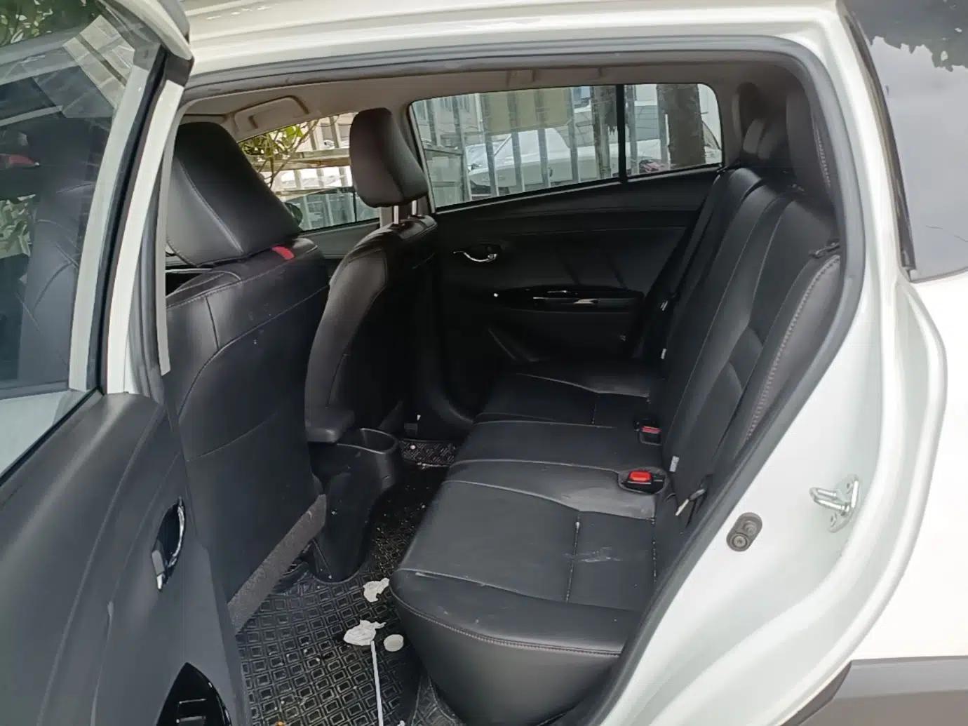 Toyota YARiS L Zhi Xuan 2022 X-Trail 1.5L CVT Luxury PLUS Edition — миниатюра 20