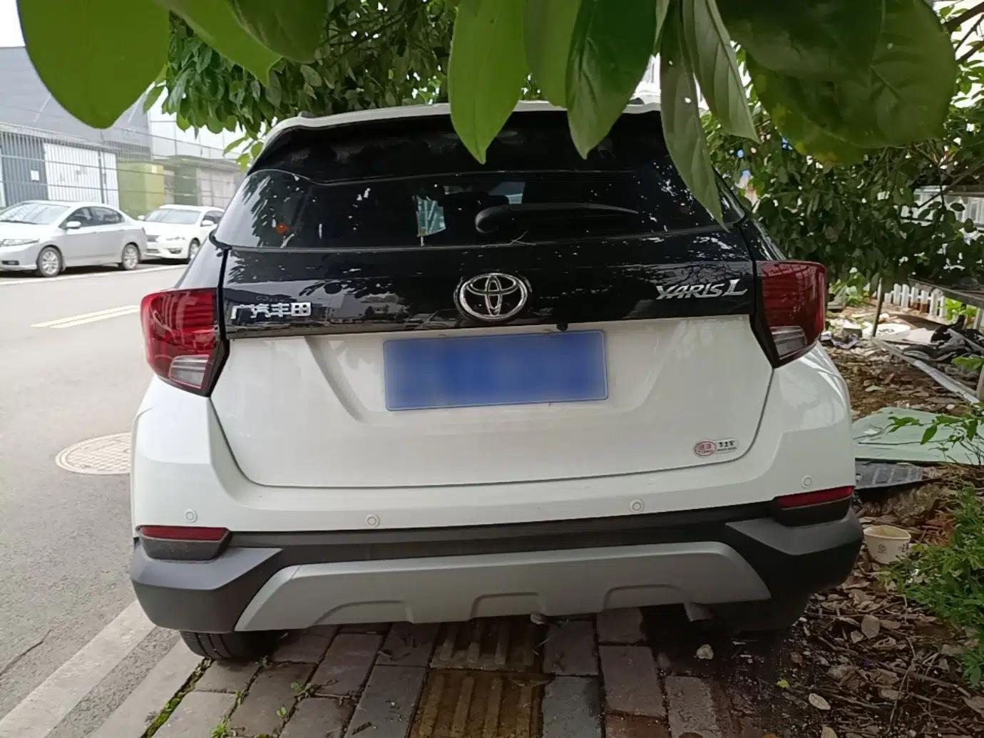 Toyota YARiS L Zhi Xuan 2022 X-Trail 1.5L CVT Luxury PLUS Edition — миниатюра 5