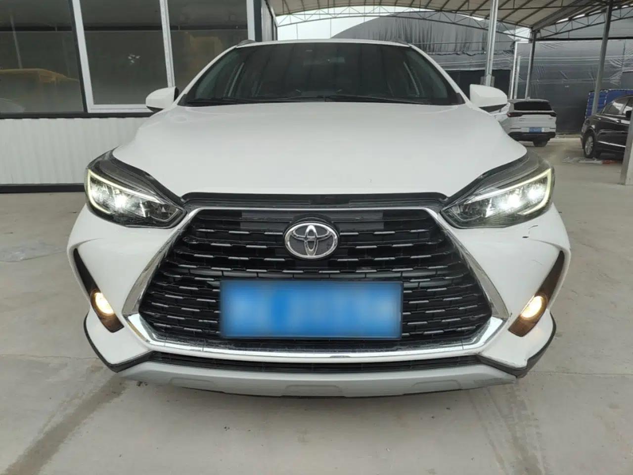 Toyota YARiS L Zhi Xuan 2022 X-Trail 1.5L CVT Luxury PLUS Edition — миниатюра 2