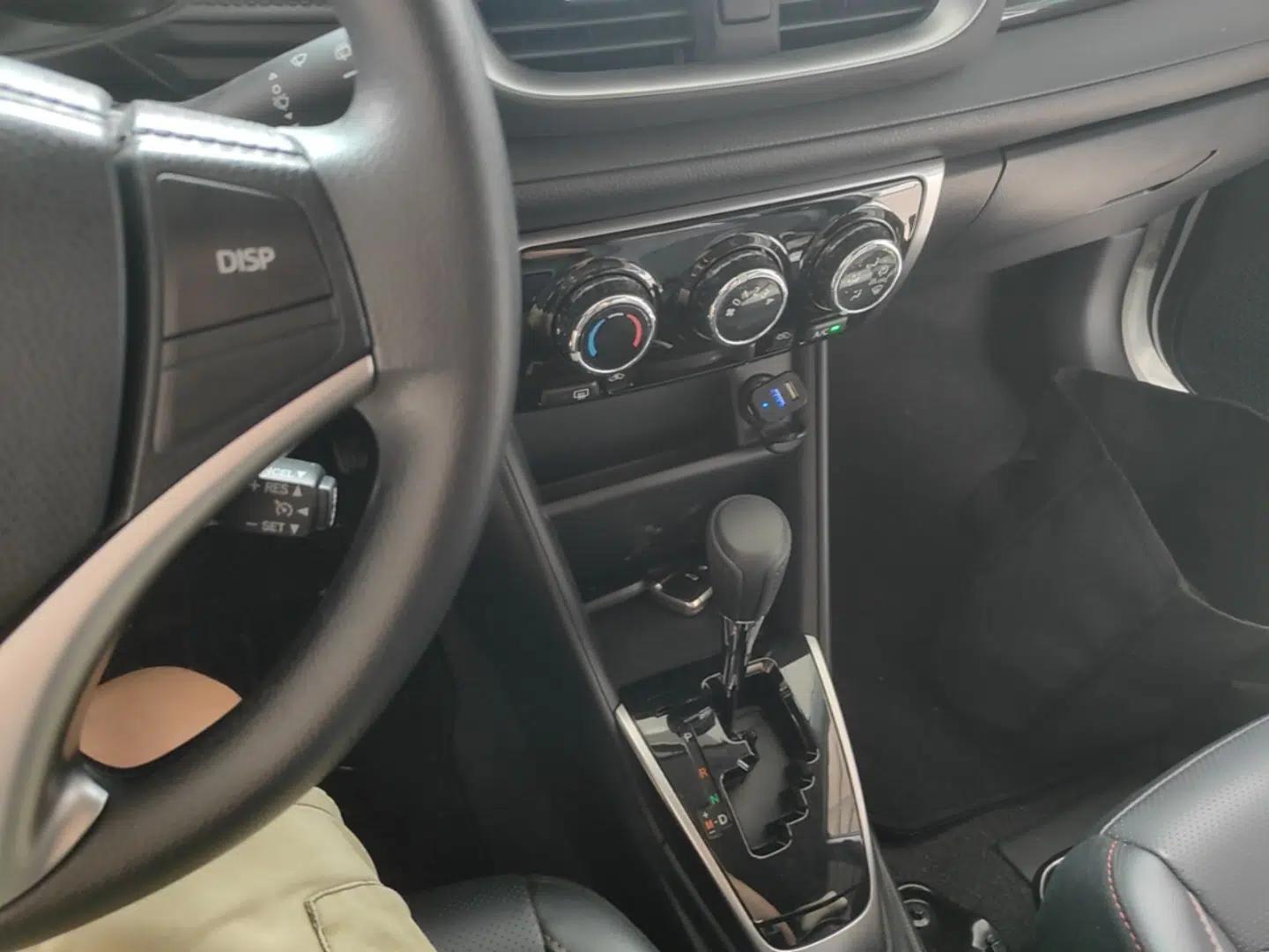 Toyota YARiS L Zhi Xuan 2022 X-Trail 1.5L CVT Luxury PLUS Edition — миниатюра 17