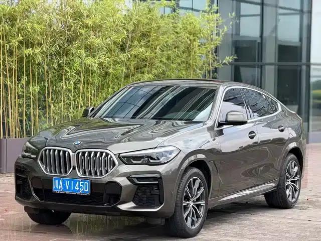 2022 BMW X6 xDrive30i M Sport Package