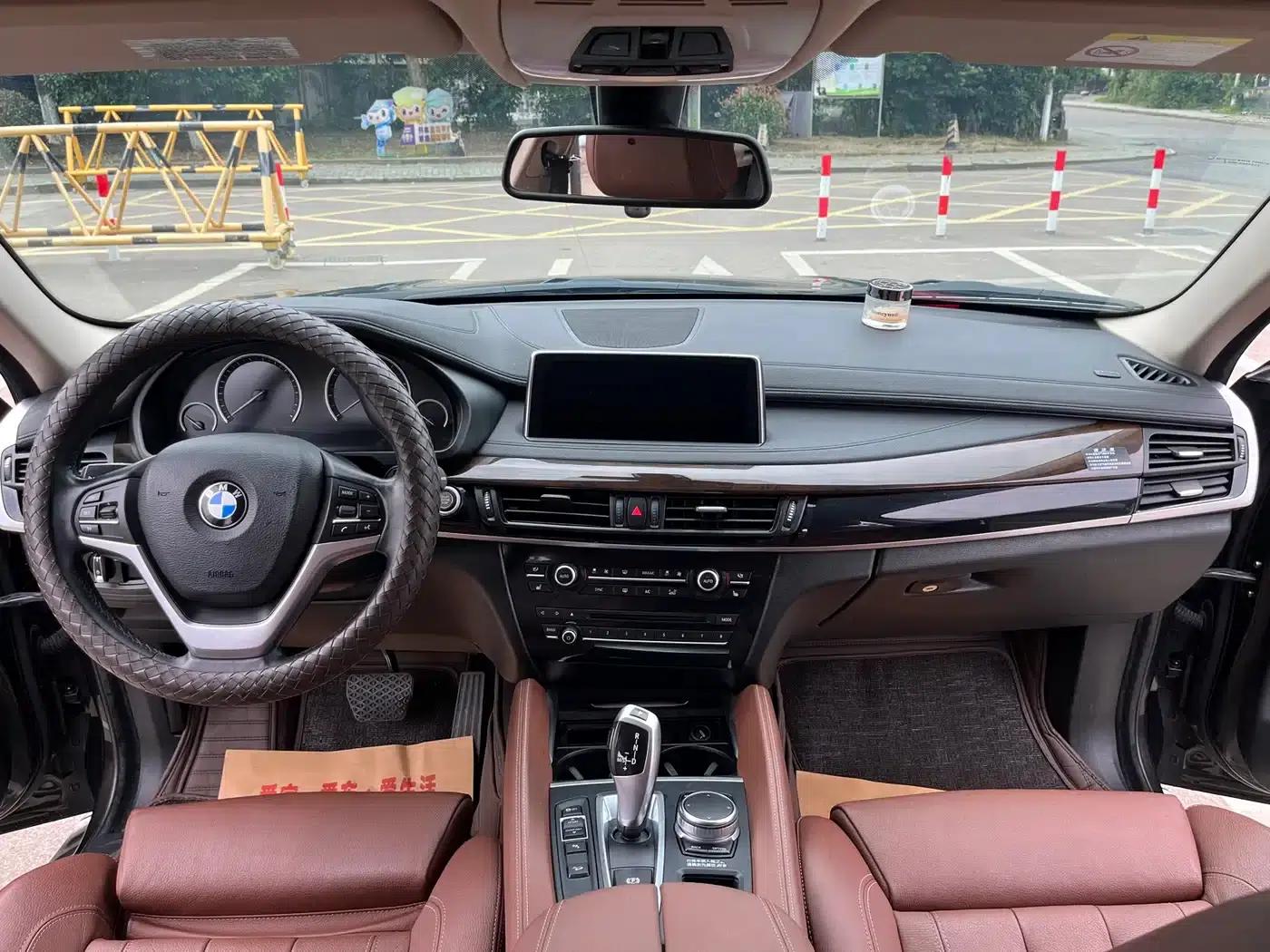 BMW X6 2017 xDrive28i — миниатюра 8