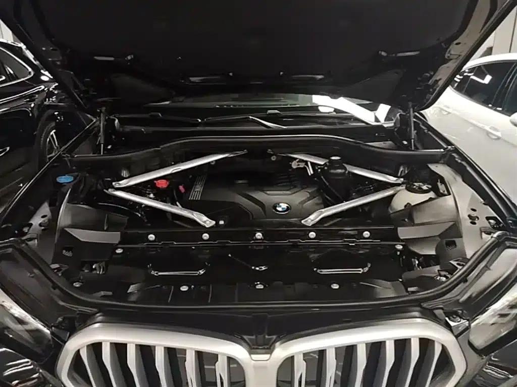 2021 BMW X6 xDrive30i M Sport Package — миниатюра 20