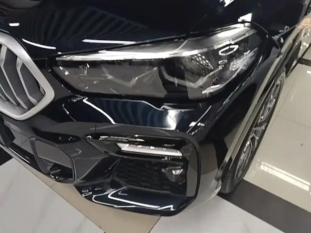 2021 BMW X6 xDrive30i M Sport Package — миниатюра 24