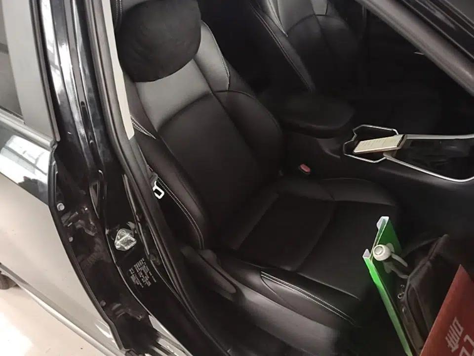 Toyota Wildlander 2023 2.0L CVT Two-Wheel Drive Leading Edition — миниатюра 23