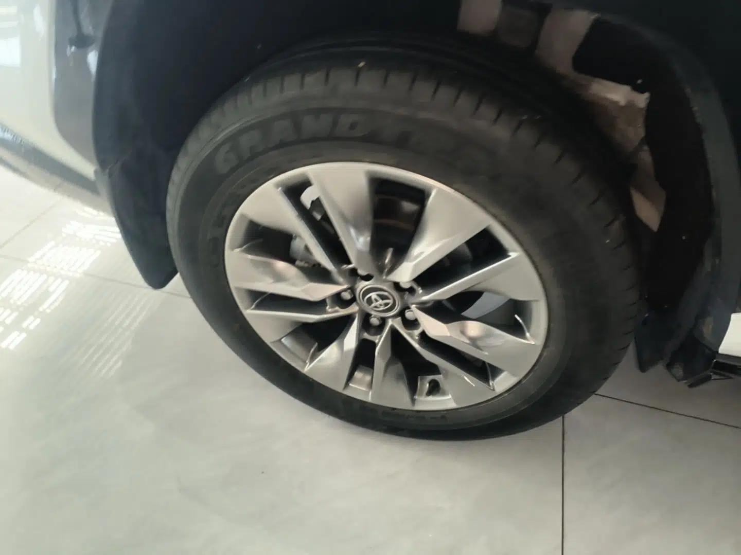 Toyota Wildlander 2024 2.0L CVT Two-Wheel Drive Urban Edition — миниатюра 10