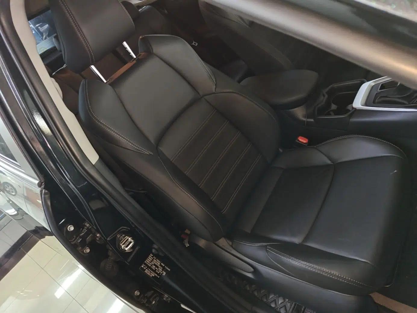 Toyota Wildlander 2022 2.0L CVT 4x4 Luxury PLUS Edition — миниатюра 23