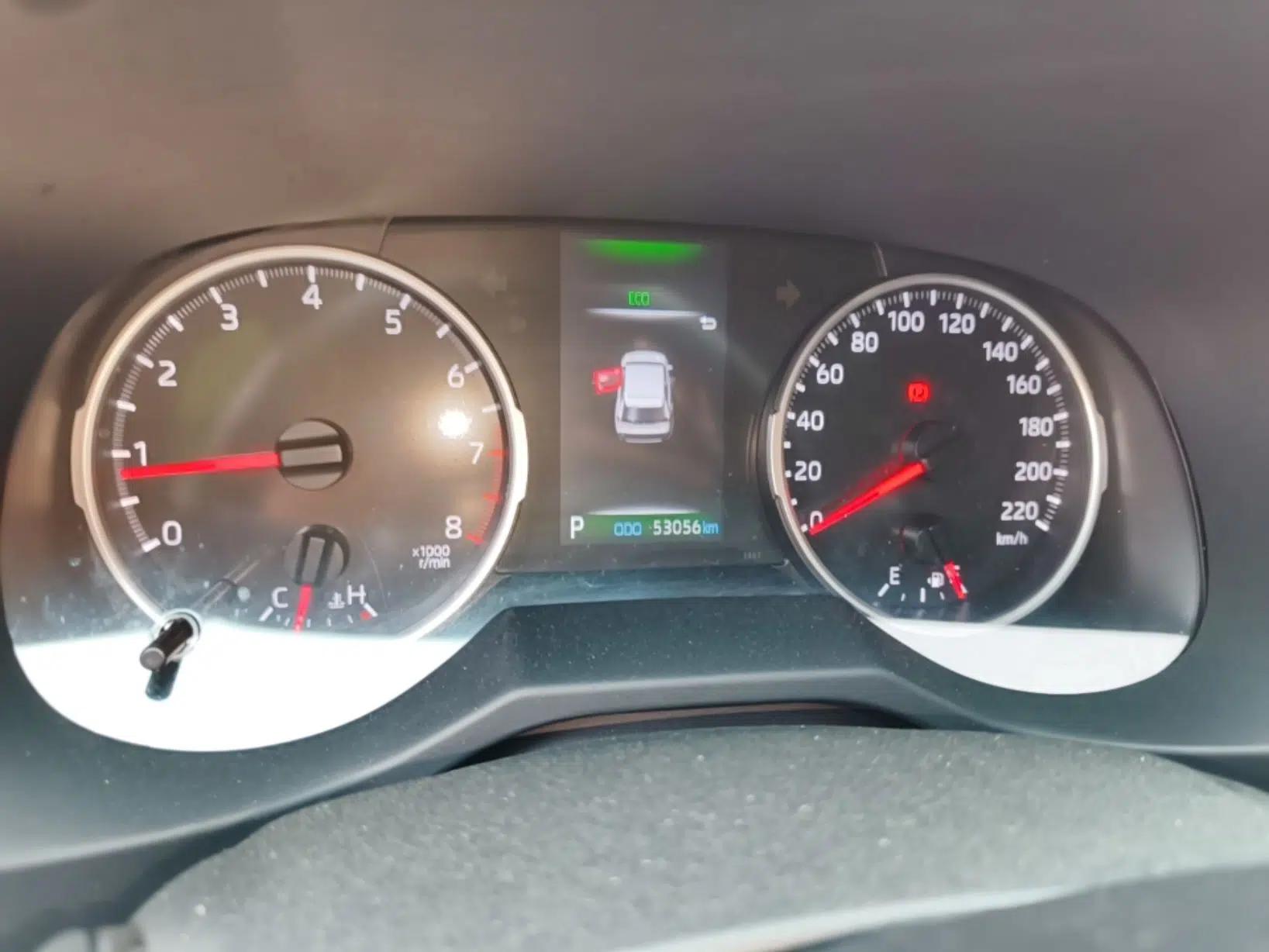 Toyota Wildlander 2022 2.0L CVT 4x4 Luxury PLUS Edition — миниатюра 15