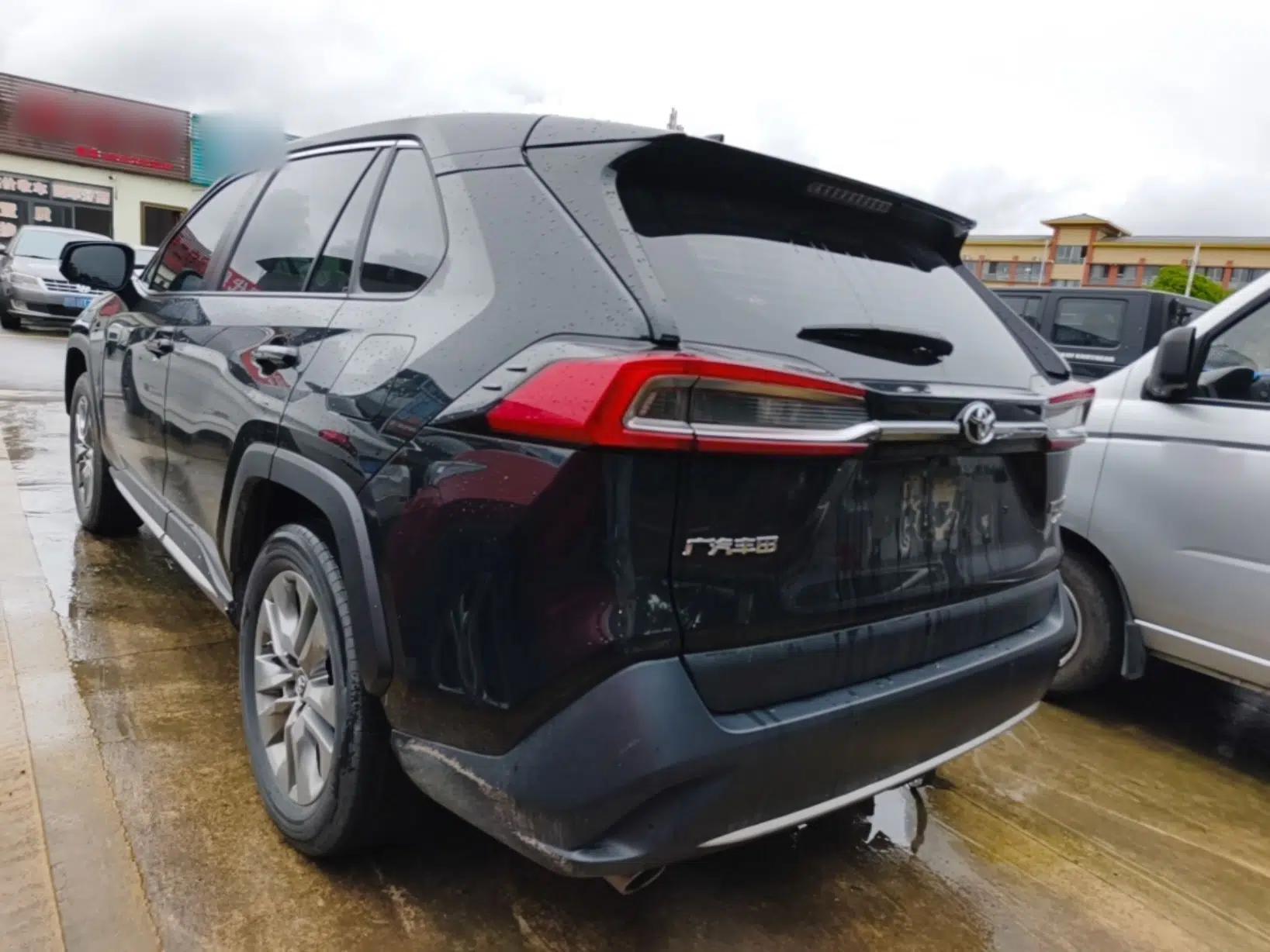 Toyota Wildlander 2022 2.0L CVT 4x4 Luxury PLUS Edition — миниатюра 4