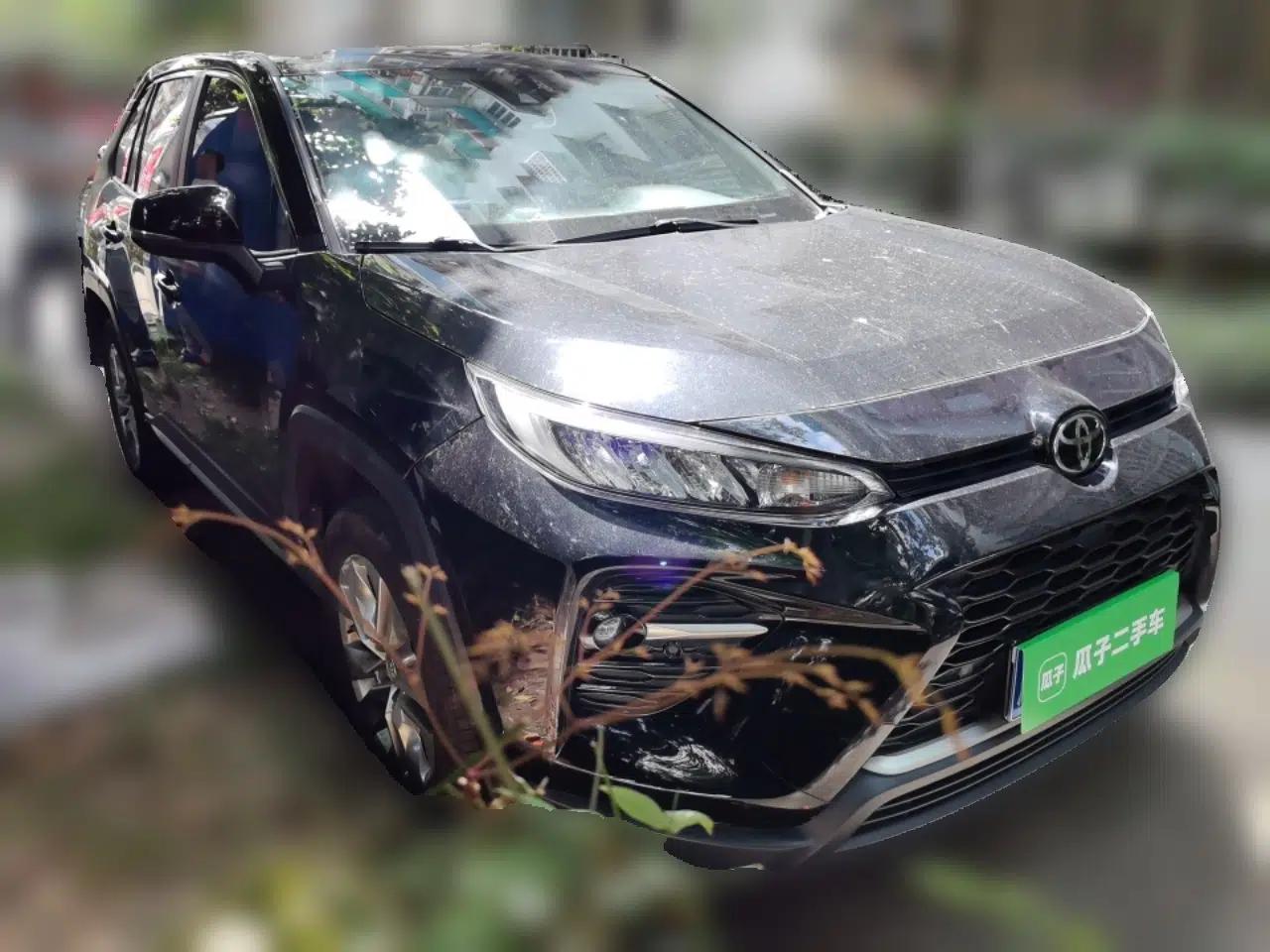 Toyota Wildlander 2020 2.0L CVT Two-Wheel Drive Luxury Edition — миниатюра 3