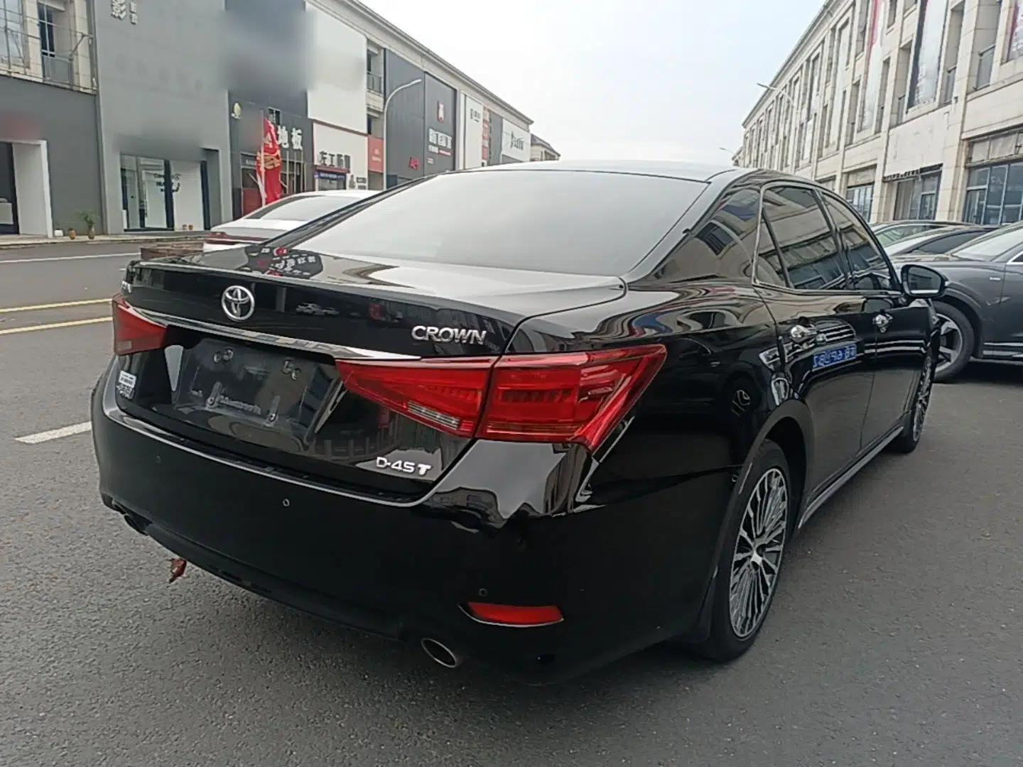 Toyota Crown 2018 2.0T Sport Edition — миниатюра 6