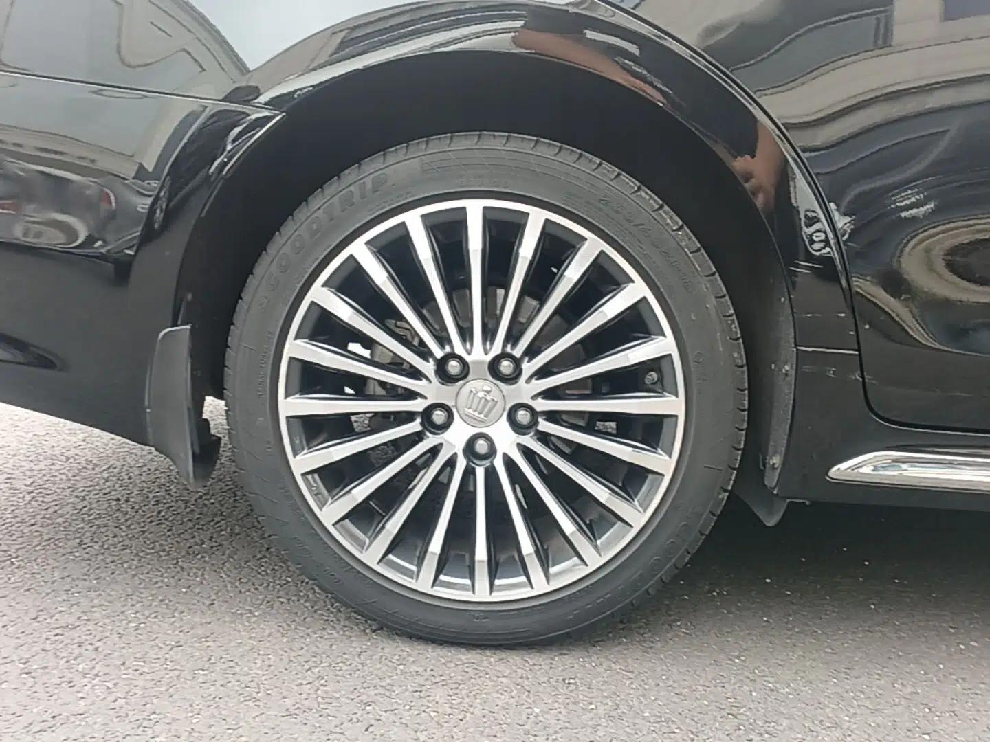 Toyota Crown 2018 2.0T Sport Edition — миниатюра 10
