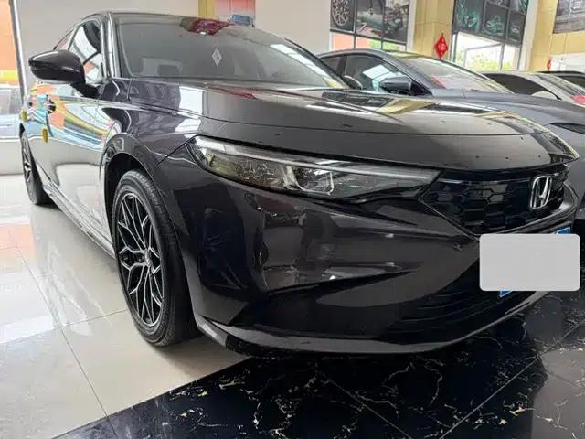 Stylish 2023 240TURBO CVT Deluxe Edition