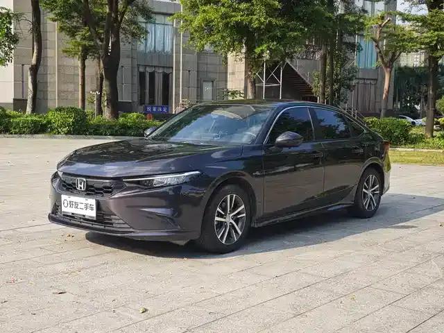 Stylish 2023 240TURBO CVT Leading Edition