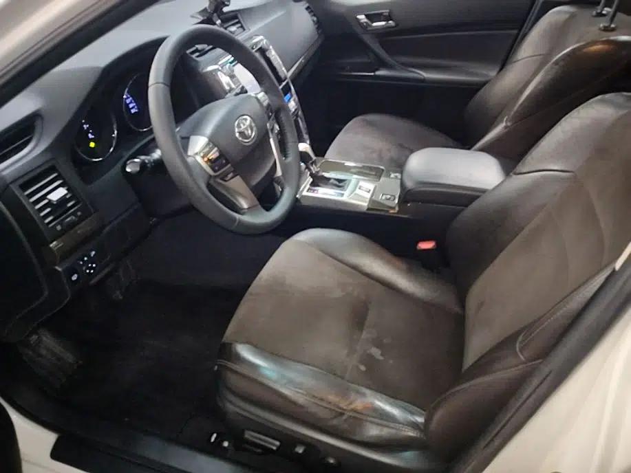 Toyota Reiz 2013 2.5V Shangrui Edition — миниатюра 18