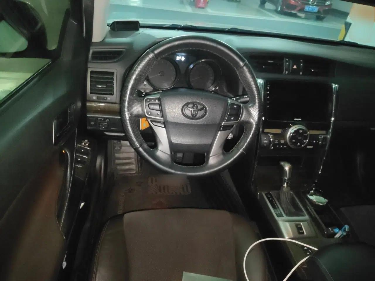 Toyota Reiz 2013 2.5V Shangrui Edition — миниатюра 11