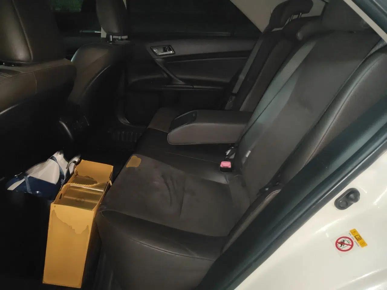 Toyota Reiz 2013 2.5V Shangrui Edition — миниатюра 18