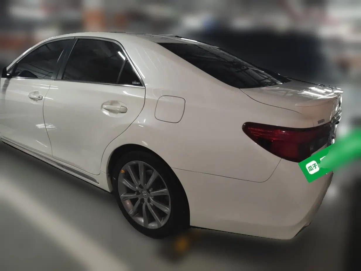 Toyota Reiz 2013 2.5V Shangrui Edition — миниатюра 4