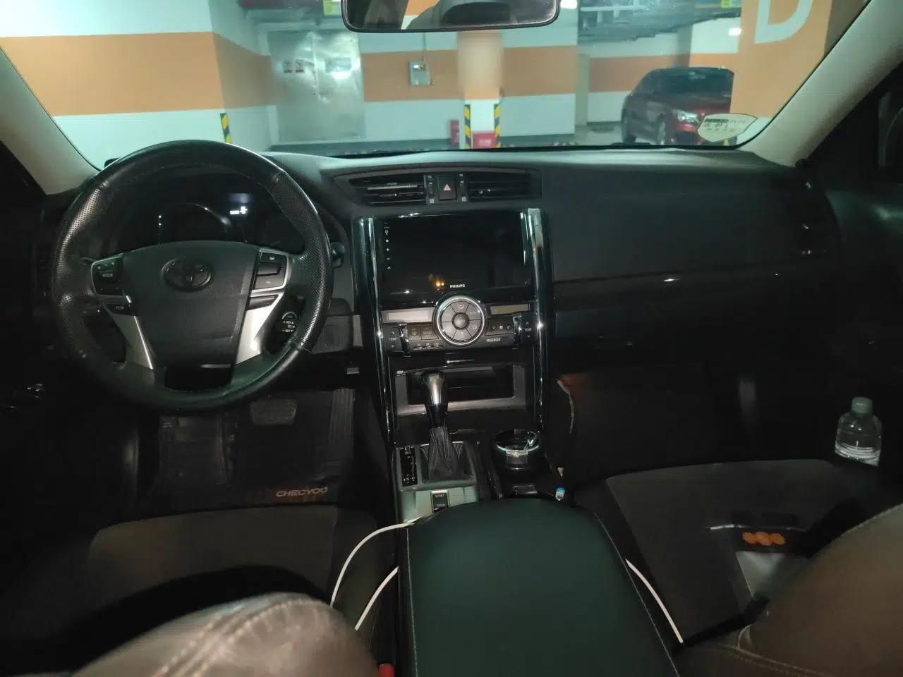 Toyota Reiz 2013 2.5V Shangrui Edition — миниатюра 10