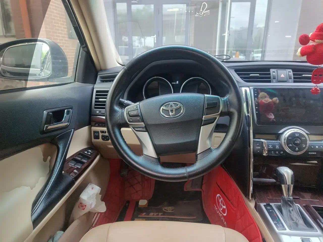 Toyota Reiz 2010 2.5V Fengdu Elite Edition — миниатюра 11