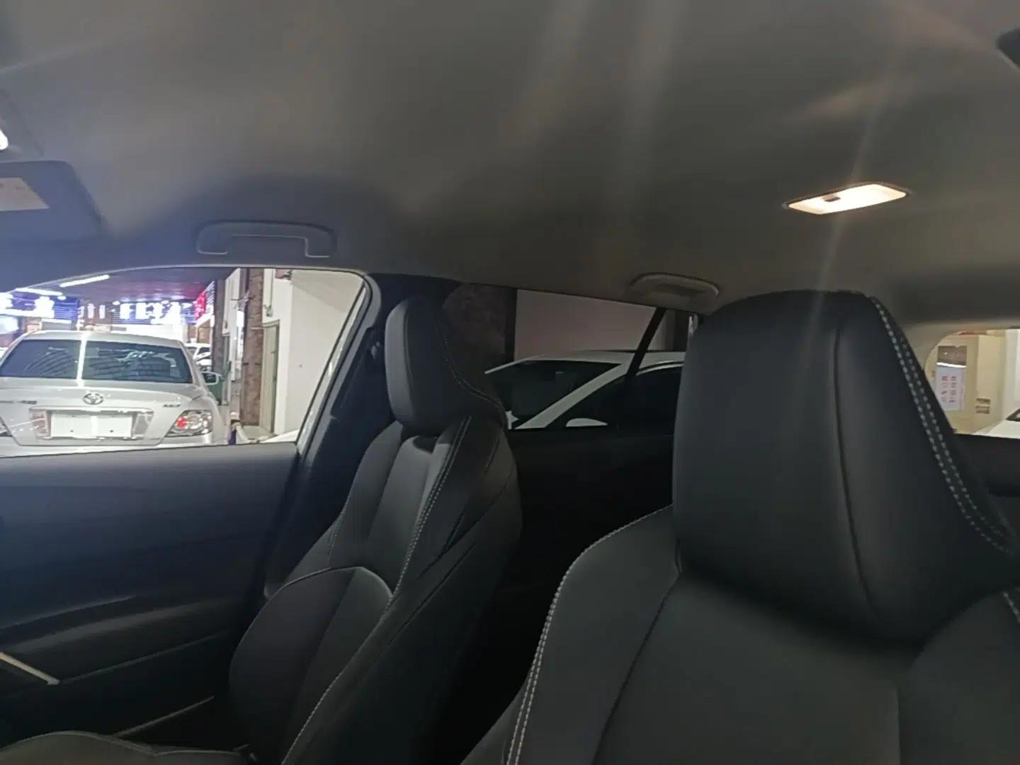 Toyota FRONTLANDER 2024 2.0L CVT Elite Plus Edition — миниатюра 21