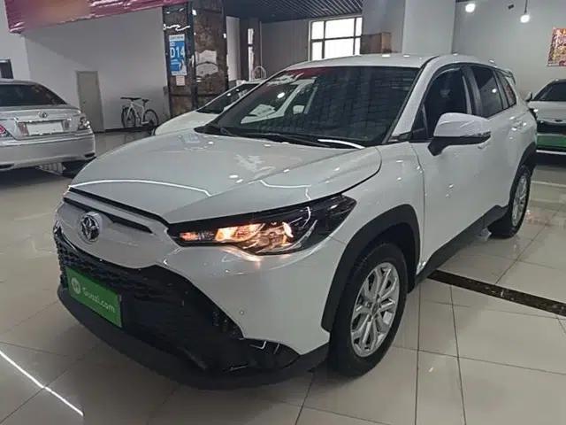 Toyota FRONTLANDER 2024 2.0L CVT Elite Plus Edition
